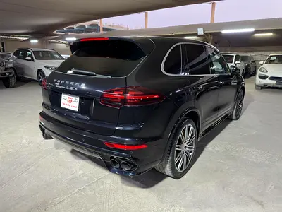 صورة مصغرة 2 لـ 2016 Porsche CAYENNE