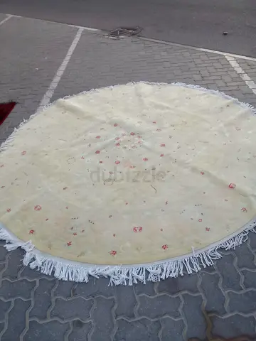 Tabriz iranian Silk and wool Round Cream Floral Rug