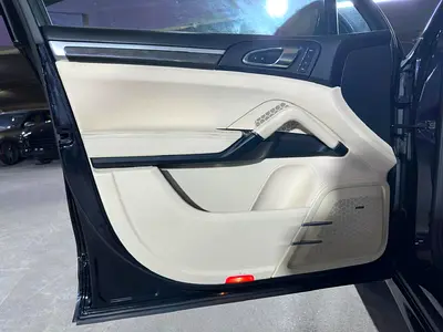 صورة مصغرة 20 لـ 2016 Porsche CAYENNE