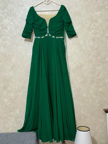 Elegant Green Evening Gown for Sale