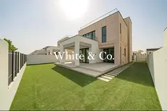 Single Row | Exclusive | Stand Alone Villa