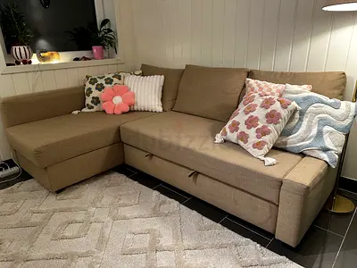 Comfortable and Stylish Sectional Sofa with Storage without pillow