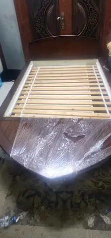 Solid Wood Bed with Sturdy Slats for Sale with mattress