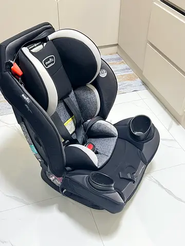 Abu dhabi , baniyas East