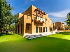 Huge Layout | Landscaped | End Unit | Single Row