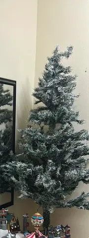 Frosted Christmas Tree 6ft