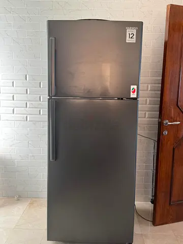 Daewoo fridge 725 litter for sell big size fridge