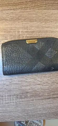 Burberry womens wallet