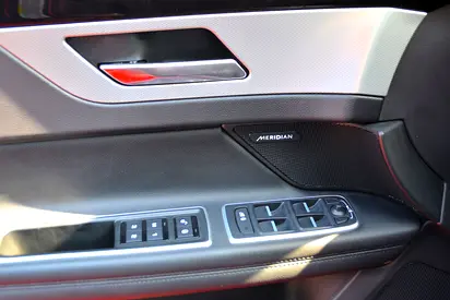 2020 Jaguar XF — миниатюра 13