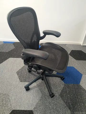 Herman Miller Areon Classic Chairs For Selling