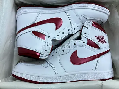 Air Jordan 1 High 85 Metallic Burgundy