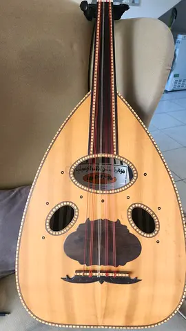 جوهرة سالمن Beautiful Arabic Oud for Sale
