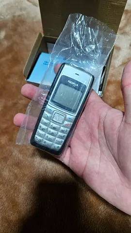 Vintage Nokia Phone in Excellent Condition