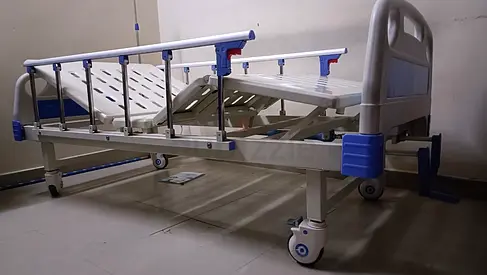 Hospital bed ( 2 Crank )