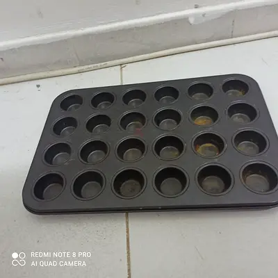 Cup cake baking tray