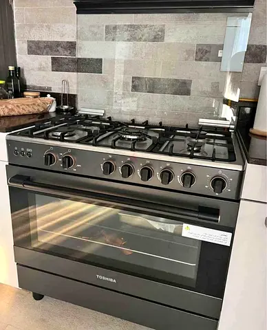 Toshiba 90x60cm Gas Cooking Range 5Burners