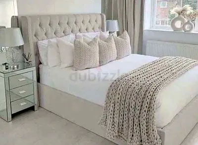 Tufted fabric bed queen size