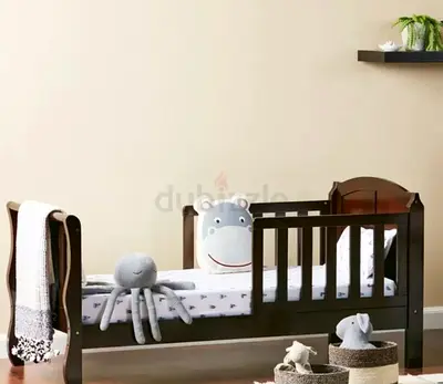Toddler bed solid wood