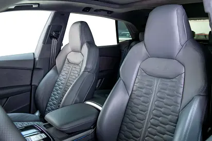 2024 AUDI RS Q8 缩略图 16
