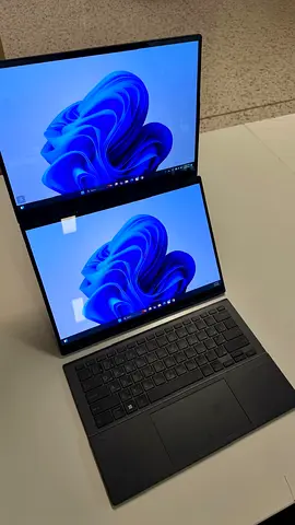 ASUS zenbook duo UX8406