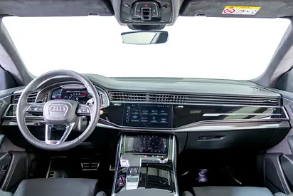 صورة 10 لـ 2024 AUDI RS Q8
