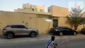 For sale: Traditional Arabic house in Al Nuaimiya, 3500 sq ft, corner lot on street and alley, excel