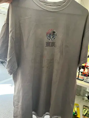 NBA superstar signature Vintage Graphic T-Shirt in Great Condition