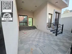 For rent in Al-Haliyo 2 area, prime location: Townhouse villa, five master bedrooms, living room, ma