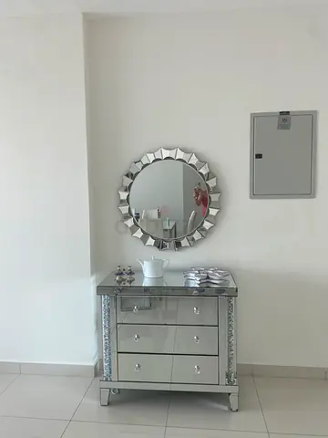 Fancy mirror furniture