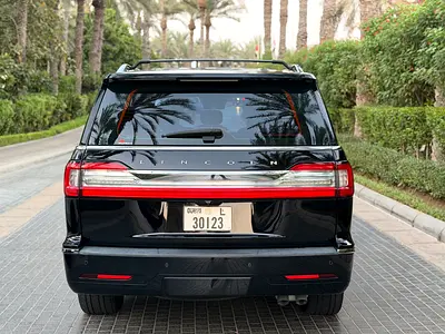 صورة 6 لـ 2018 Lincoln NAVIGATOR