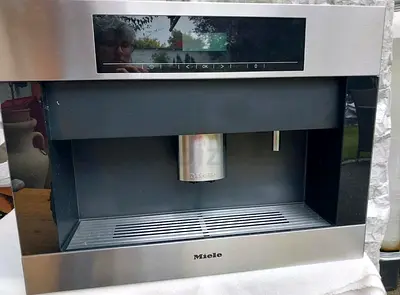 Miele Built in coffee machine excellent condition