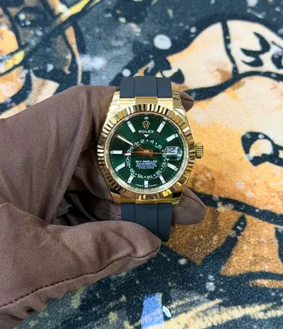 SC Rolex Sky Dweller Gold Oyster Flex 1-1