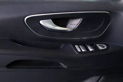 صورة 10 لـ 2018 Mercedes-BENZ VITO