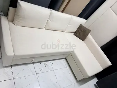 Cozy Cream Sectional Sofa with Adjustable Chaise
