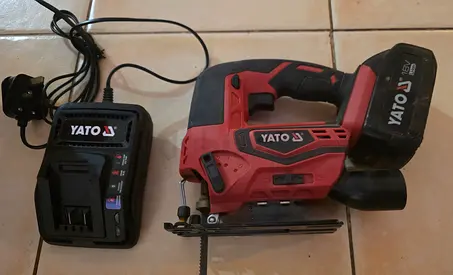 Yato Cordless Jigsaw with Battery and Charger for 300 dhs