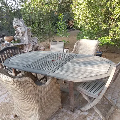 Garden wooden outside extendable Table with 5 chairs