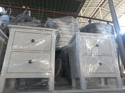 Ikea Elegant White Nightstands - Perfect for Your Bedroom