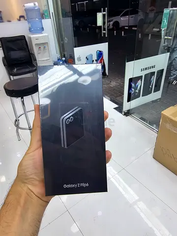 Samsung Galaxy Z Flip 6 256GB TRA Box Packed