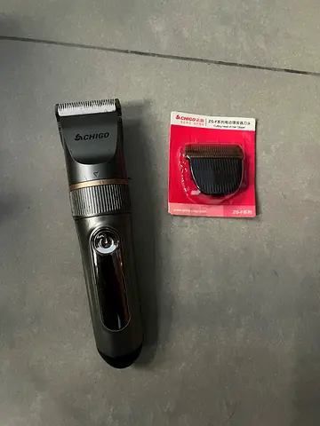 High-Quality Professional Hair Clipper with Replacement Blade