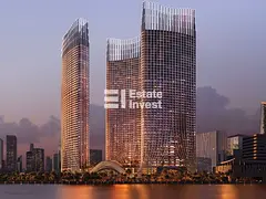 DIRECT VIEW OF THE BURJ KHALIFA AND THE CANAL / HIGH FLOOR