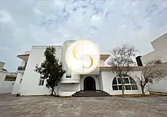 FULLY RENOVATED | Spacious 5 BR+Maids Room Villa for Rent in Al Barsha 3