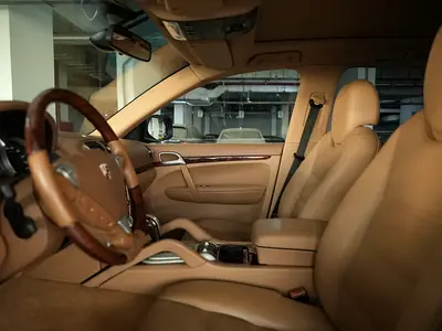 2009 Porsche CAYENNE thumbnail 18