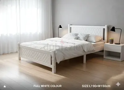 Elegant Full White Bed in Great Condition