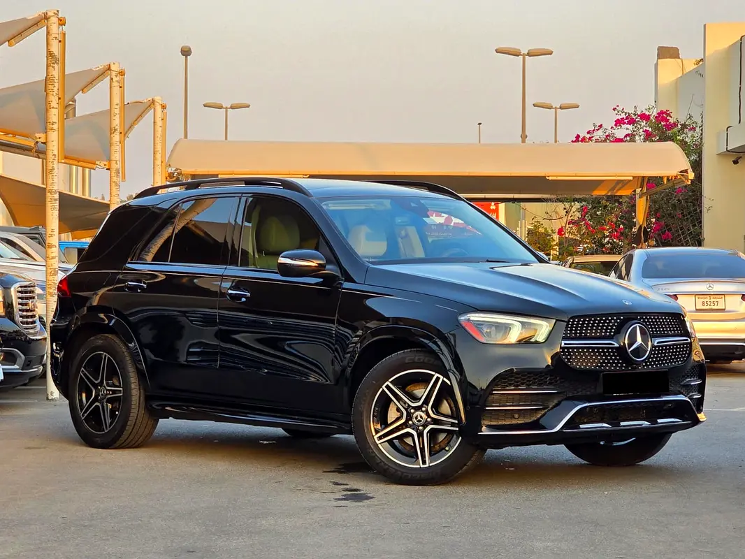 Mercedes-Benz GLE-Class 2021 — photo 1 of 14