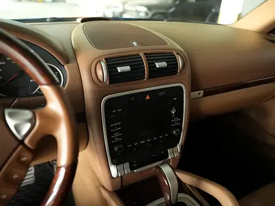 2009 Porsche CAYENNE thumbnail 19