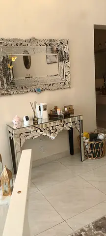 Elegant and Reflective Console Table with Mirror