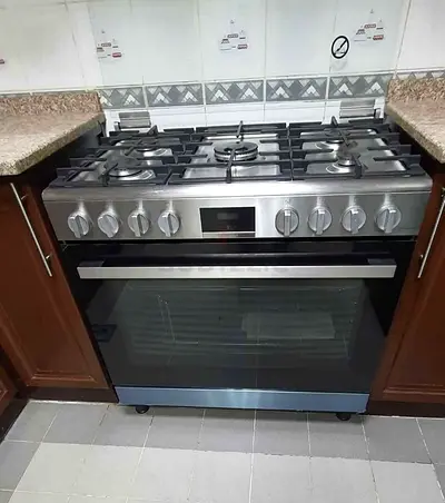 Bosch Free Standing 90x60cm Gas Cooker oven HGX5H8W50M