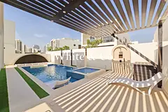 Pool | BBQ | Jacuzzi | Fire Pit | Vacant