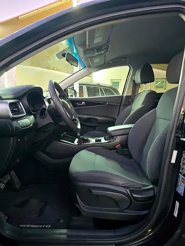 2020 KIA SORENTO 缩略图 9