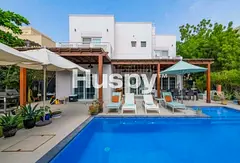 Upgraded | Prime Location | Private Pool
